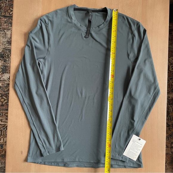 Lululemon Drysense Mesh Long Sleeve - Picture 9 of 12